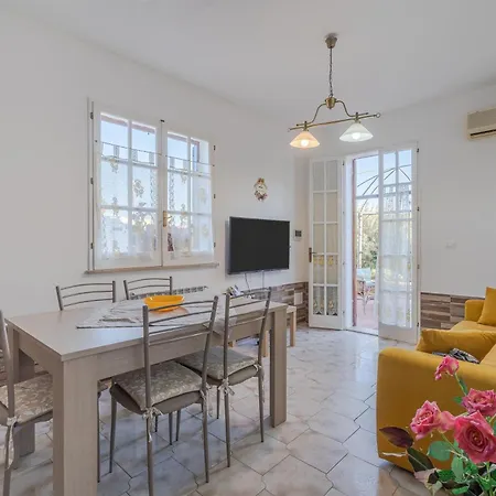 Βίλα Angela Αουγκούστα