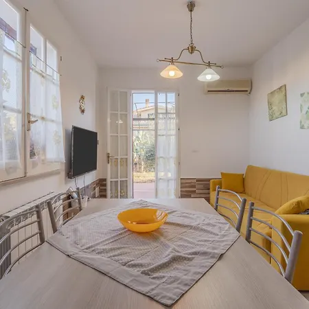 Βίλα Angela Αουγκούστα